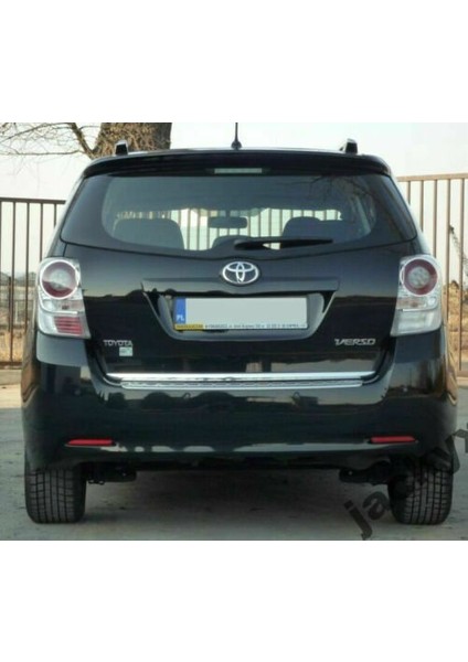 Toyota Verso Formlu Krom Bagaj Alt Çıtası 2010 Üzeri P.çelik