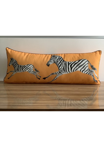 E712 Hardal Zemin Koşan Zebra Desen Kırlent Kılıfı