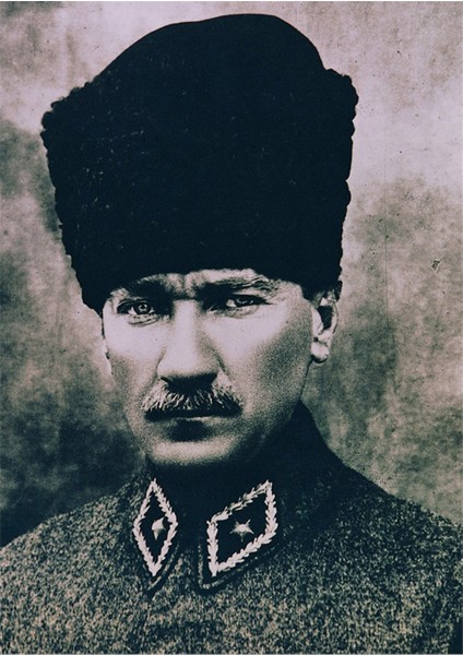 Kalpaklı Atatürk Kanvas Tablo