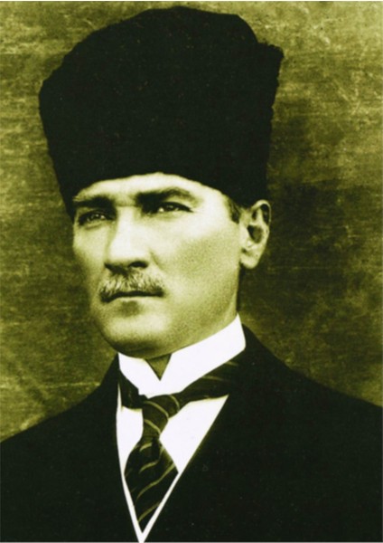 Kalpaklı Atatürk Kanvas Tablo