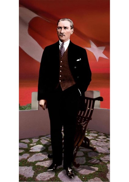 Türk Bayrağı Önünde Atatürk Kanvas Tablo