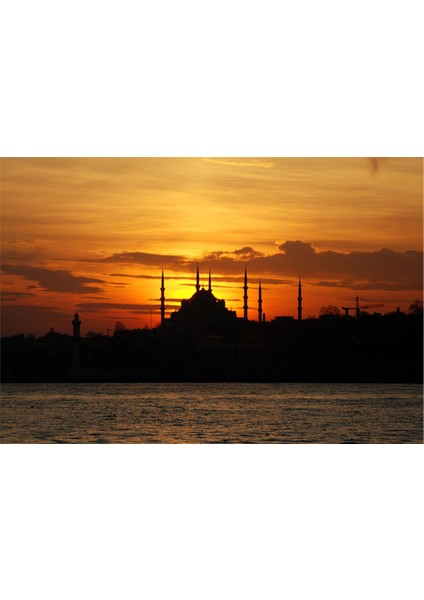 İstanbulUn Silueti Kanvas Tablo