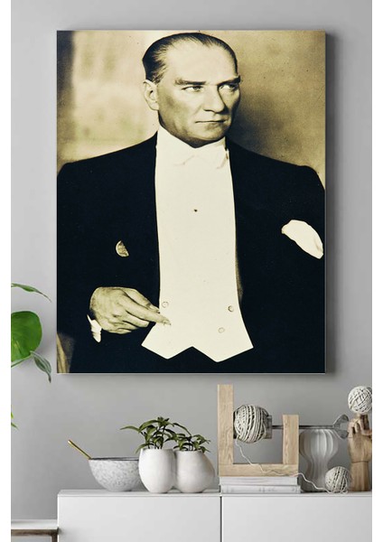 Mustafa Kemal Atatürk Kanvas Tablo 40 x 60 cm