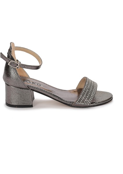 Kiko 761 Çatlak Günlük Kız Çocuk 3 cm Topuk Sandalet Ayakkabı fırsatları