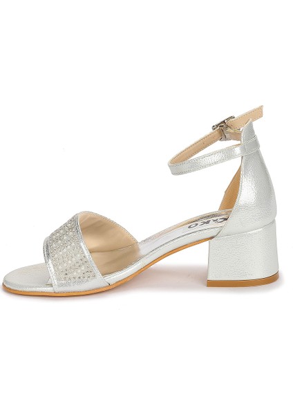 Kiko 765 Vakko Günlük Kız Çocuk 3 cm Topuk Sandalet Ayakkabı indirimleri