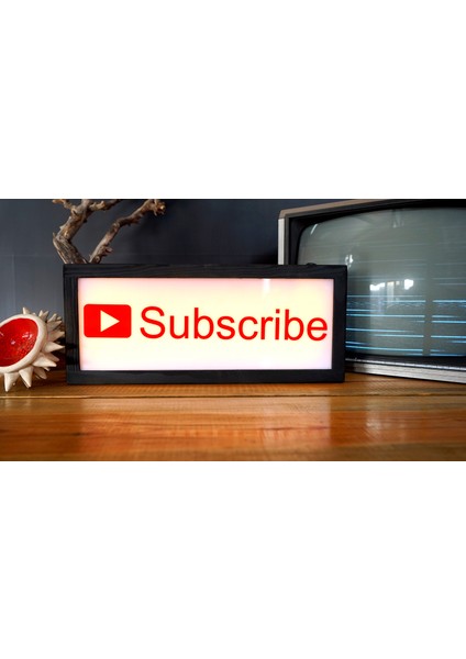 Subscrıbe Stüdyo, Youtuber, Podcast ve Ev Aydınlatması Işıklı Pan
