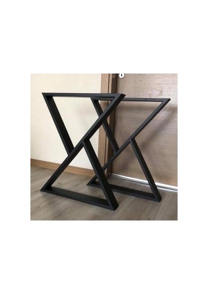 Güvendekoratif Metal Masa Ayak