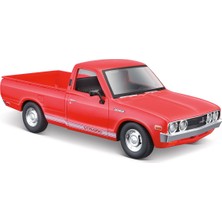 Maisto 1/24 1973 Datsun 620 Pick-Up Model Araba