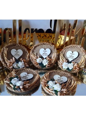 Hayaller Dükkanı 30 Adet Hasır Tabla Üzeri Ahşap Isimli Nikah Şekeri