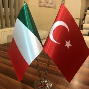 Fors Bayrak İtalya - Türkiye Masa Bayrağı Krom Direkli İkili Bayrak