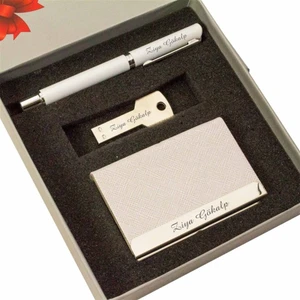 Hediye Rengi İsme Özel Exclusive Kartvizitlik Usb Bellek Ve Roller Kalem Seti