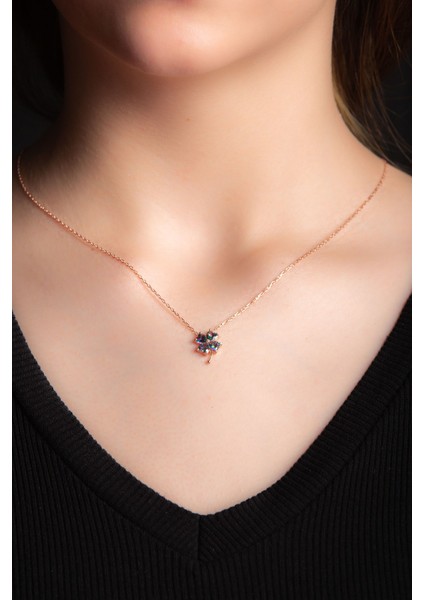 Mistik Kuvars Taşlı Yonca Motifli Rose Gümüş Altın Kaplama Kadın Gümüş Kolye 925 Ayar