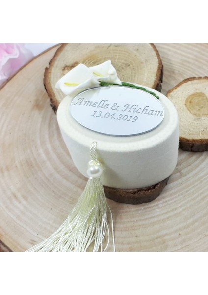 30 Adet Burgu Ipli Flok Kutu Üzeri Pleksi Nikah Şekeri