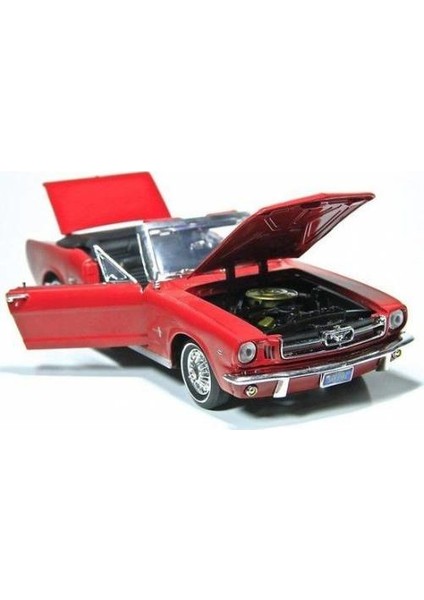 1964 Ford Mustang 1:18 Klasik Metal modelleri