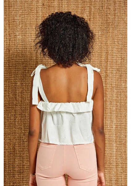 Kadın Nakış İşlemeli Bluz fırsatları