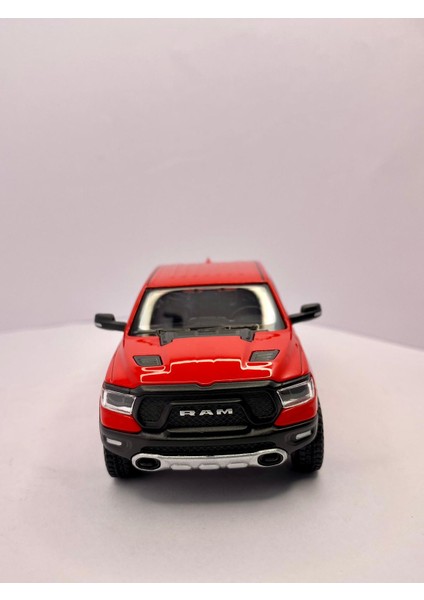 1:34 Ölçek 2019 Dodge Ram 1500 Diecast Model Araba Cek Bırak