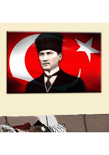 Kalpaklı Atatürk Türk Bayrağı Kanvas Tablo