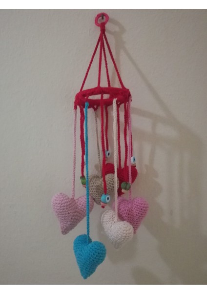 Amigurumi El Örmesi Kırmızı Kalpli Kapı Süsü fiyatları