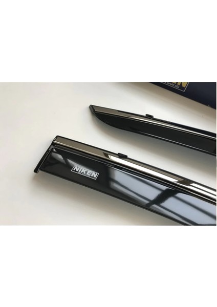 Corsa D 2007-2012 Arası Araca Özel Kromlu Cam Rüzgarlığı fırsatları