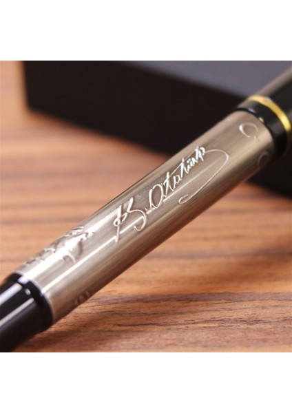 İsme Özel M. Kemal Atatürk Imzası Kabartmalı Roller Kalem​ Tasarım Kutulu fırsatları