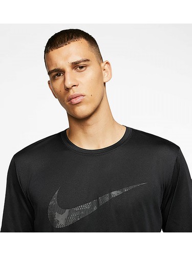 Nike legend best sale t shirt