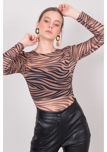 Bej Sırt Pencere Detaylı Bodysuit