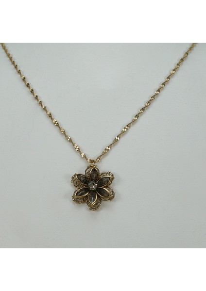 EL İŞÇİLİĞİ ÇİÇEK KOLYE 66 cm - 5273