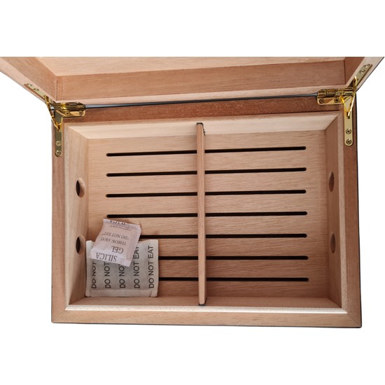 Basic German Humidor Puro Kutusu Kabartma Siyah 30's Fiyatı