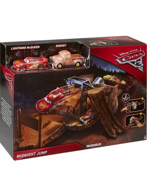 Disney Cars 3 Gece Yarısı Yarışı Oyun Seti