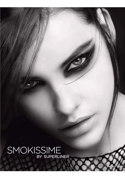 Superliner Smokissime Eyeliner BLACK modelleri