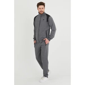 Erkek Hakim Yaka Eşofman Takımı