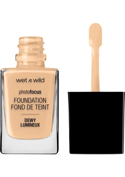 Wet N Wild  Wet N Wild Photo Focus Foundation Dewy Soft Beige 28 ml