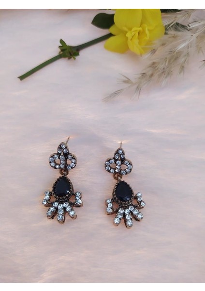 Hdmarketim Swarovski Taşlı Siyah Işıltılı Sallantılı Küpe