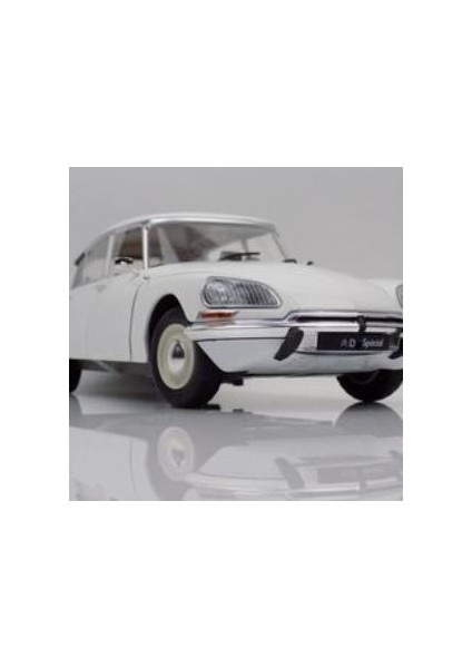 Citroen D Special Beyaz 1:18 Model Araba modelleri