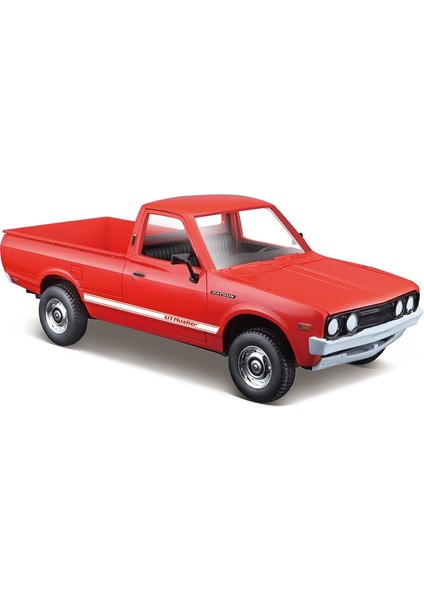 1973 Datsun 620 Pick Up Turuncu 1:24 Model Araba