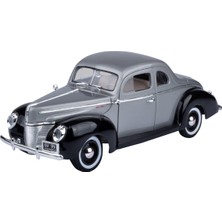 Motor Max 1:18 1940 Ford Deluxe Gri