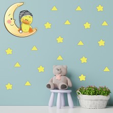 Tilki Dünyası Ay Üzerinde Uyuyan Sevimli Ördek Sarı Yıldız ve Üçgenler Çocuk Odası Duvar Sticker