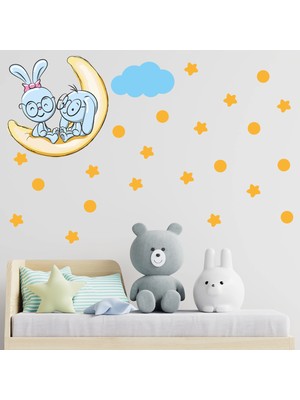 Tilki Dünyası Ay Üzerinde Oturan Sevimli Tavşanlar Sarı Yıldızlar ,puantiyeler ve Mavi Bulut Çocuk Odası Duvar Sticker