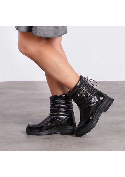 Marco Bellini- 25 Siyah Parlak Kapitone Aksesuar Detaylı Tokalı Sneaker Kadın Bot fırsatları