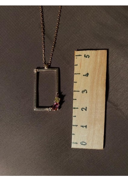 925 Ayar Gümüş Pembe ve Sarı Taşlı Dikdörtgen Çerçeve Rose Gold Kolye