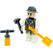 Öz Bayraktar Construction Işçi Figürü LEGO Seti