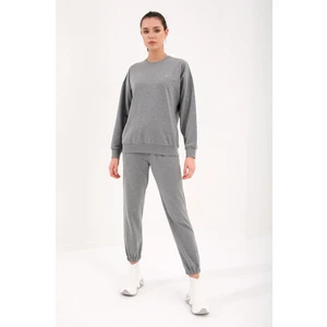 Gri Melanj Basic Pamuklu O Yaka Oversize Lastik Paça Kadın Eşofman Takım - 95287