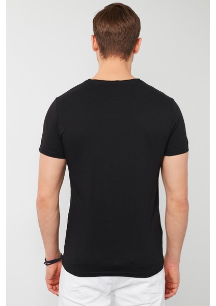 % 100 Pamuklu Bisiklet Yaka Cepli T Shirt Erkek T SHİRT 5902000 fırsatları