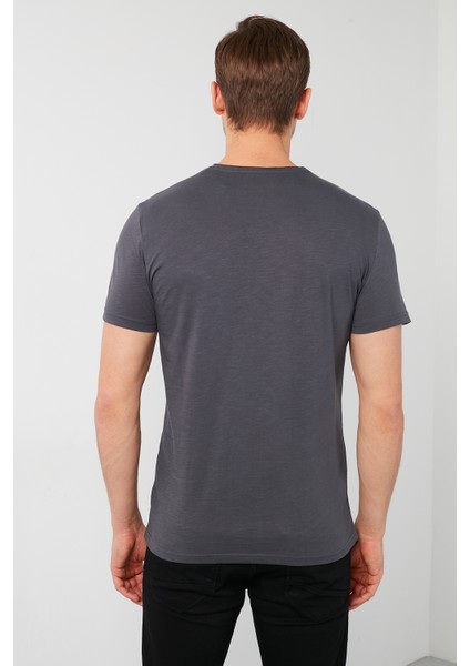 % 100 Pamuklu Bisiklet Yaka Cepli T Shirt Erkek T Shirt 5902000 fırsatları