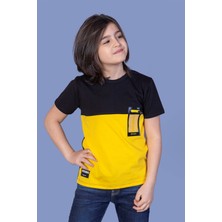 Toontoy Kids Erkek Çocuk Garnili Cep Aksesuarlı Tişört