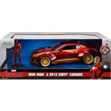 1:24 Avengers Iron Man Figür ve 2016 Chevy Camaro Araba