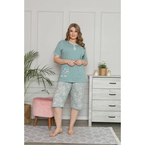 Kadın Kısa Kollu Yaka Düğmeli ve Cepli Battal Beden Kapri Pijama Takım 1752