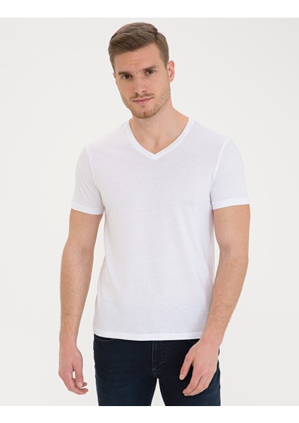 Erkek Beyaz Slim Fit V Yaka Basic Tişört 50232383-VR013