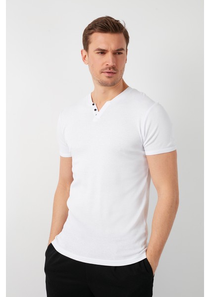 % 100 Pamuklu V Yaka Slim Fit T Shirt Erkek T SHİRT 5902122