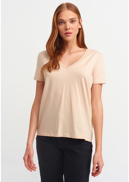 3470 V Yaka Basic T-Shirt-Bej